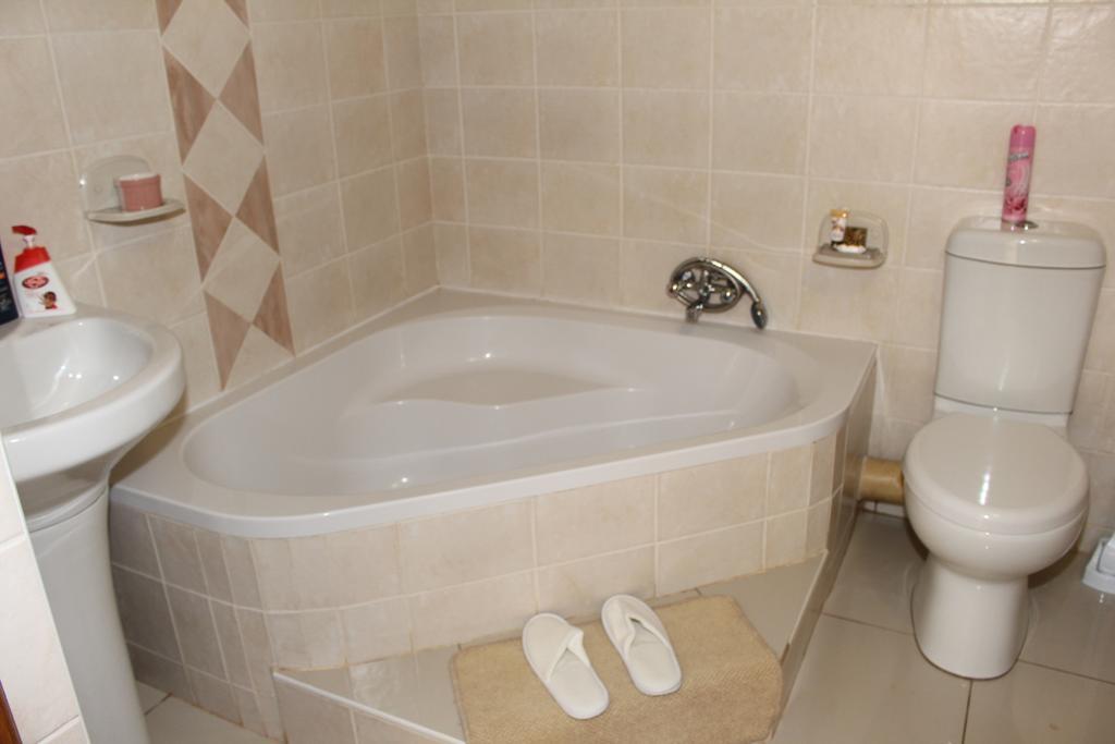 Nyanya Resort Ulundi Extérieur photo